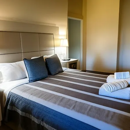 New Wonderful Holidays Benalbeach Appartamento *